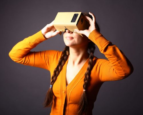 Virtual Reality Headset using Moblie
